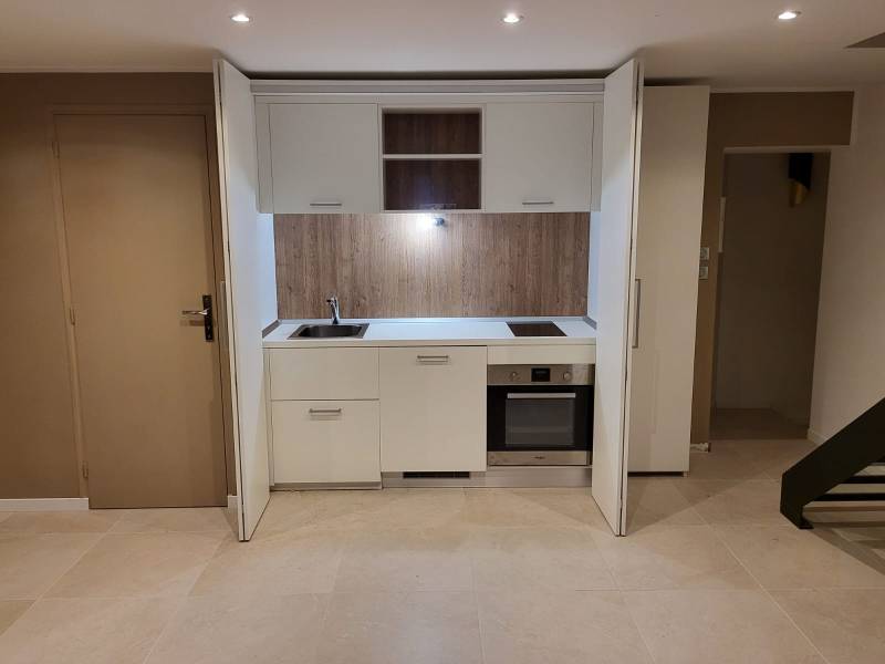 Photo après installation d'une cuisine équipée gain place escamotable à Bandol dans le 83