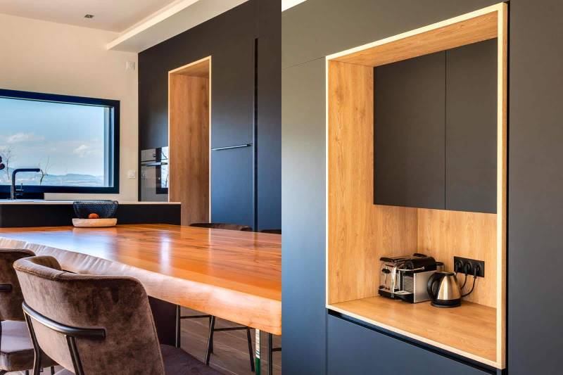 Conception sur mesure à Sanary sur mer dans le Var d'une cuisine haut de gamme avec un mélange de surfaces design et rustiques.